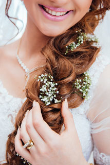 Wir stylen Ihre Haare für Ihre Hochzeit | Haarcenter Hess in Rosenheim
